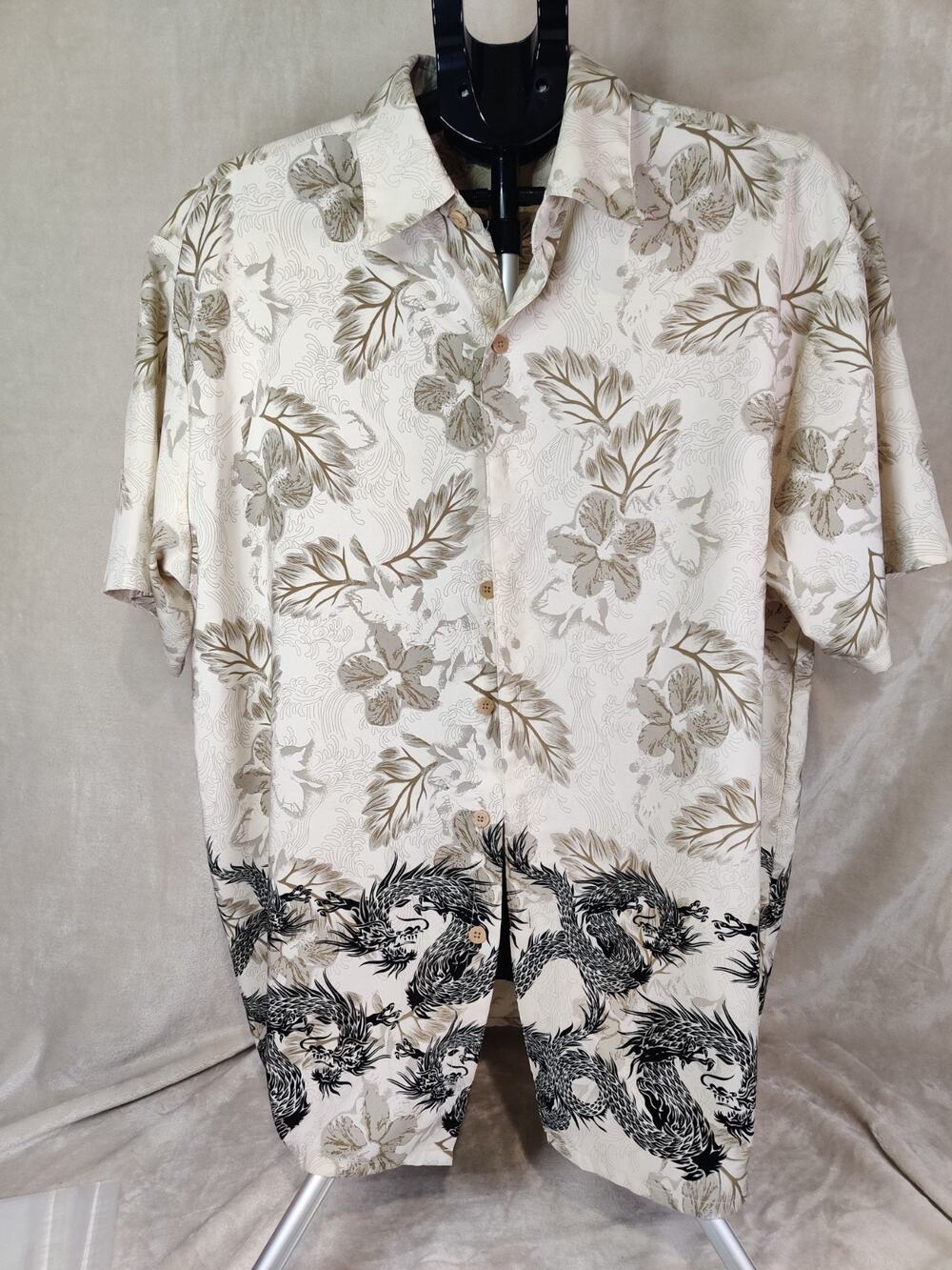 Extreme Gear Neutral Cream Hawaiian Floral Dragon Button Up Men's Shirt Large
